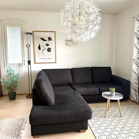 Polar Night Wooden House With Sauna Sodankylä