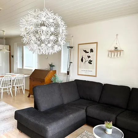 Polar Night Wooden House With Sauna *