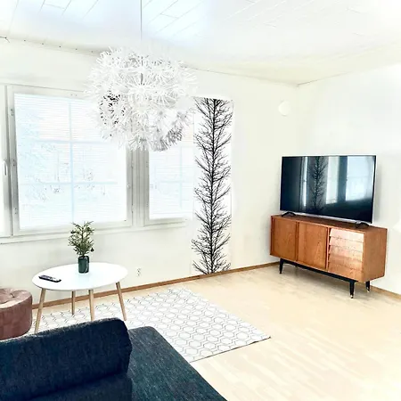 Polar Night Wooden House With Sauna *