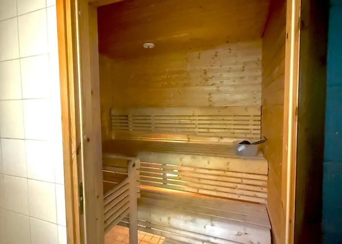 Polar Night Wooden House With Sauna 公寓